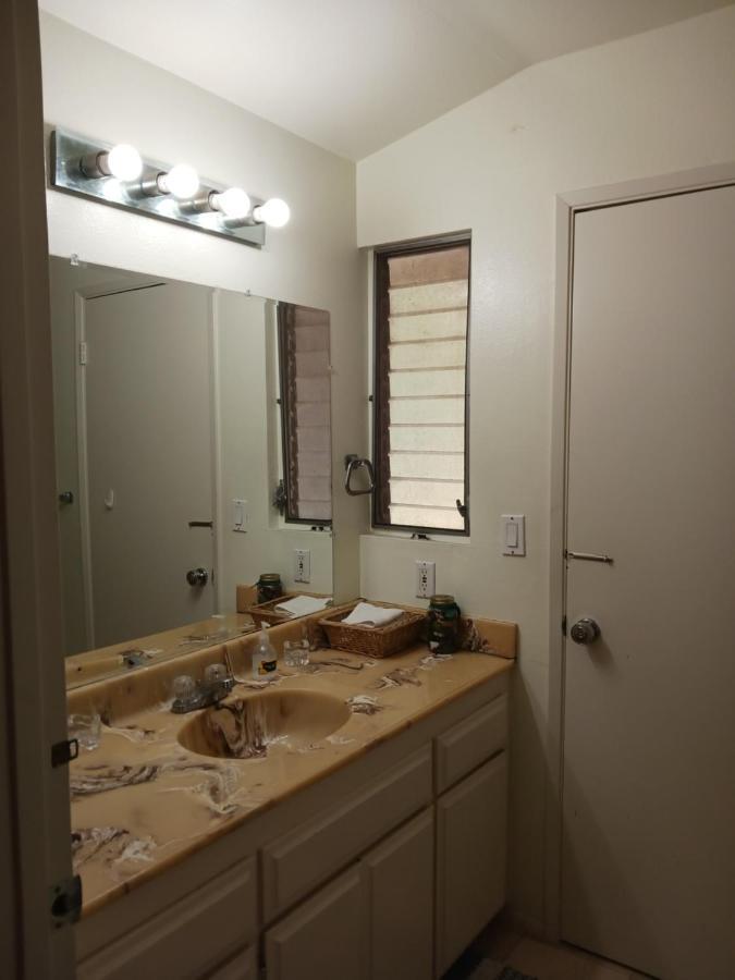 Bed And Breakfast In Hollywood Hills Лос-Анджелес Екстер'єр фото
