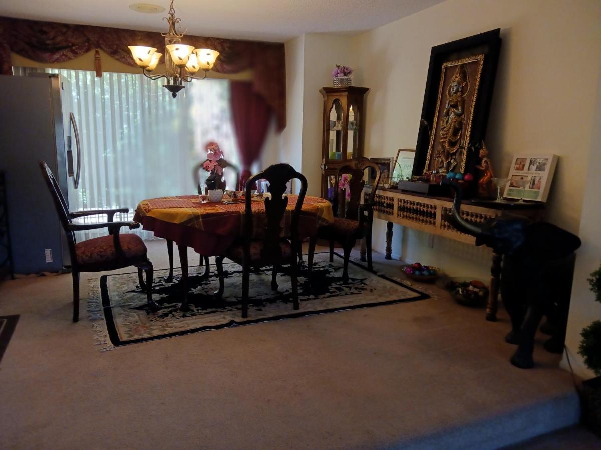 Bed And Breakfast In Hollywood Hills Лос-Анджелес Екстер'єр фото