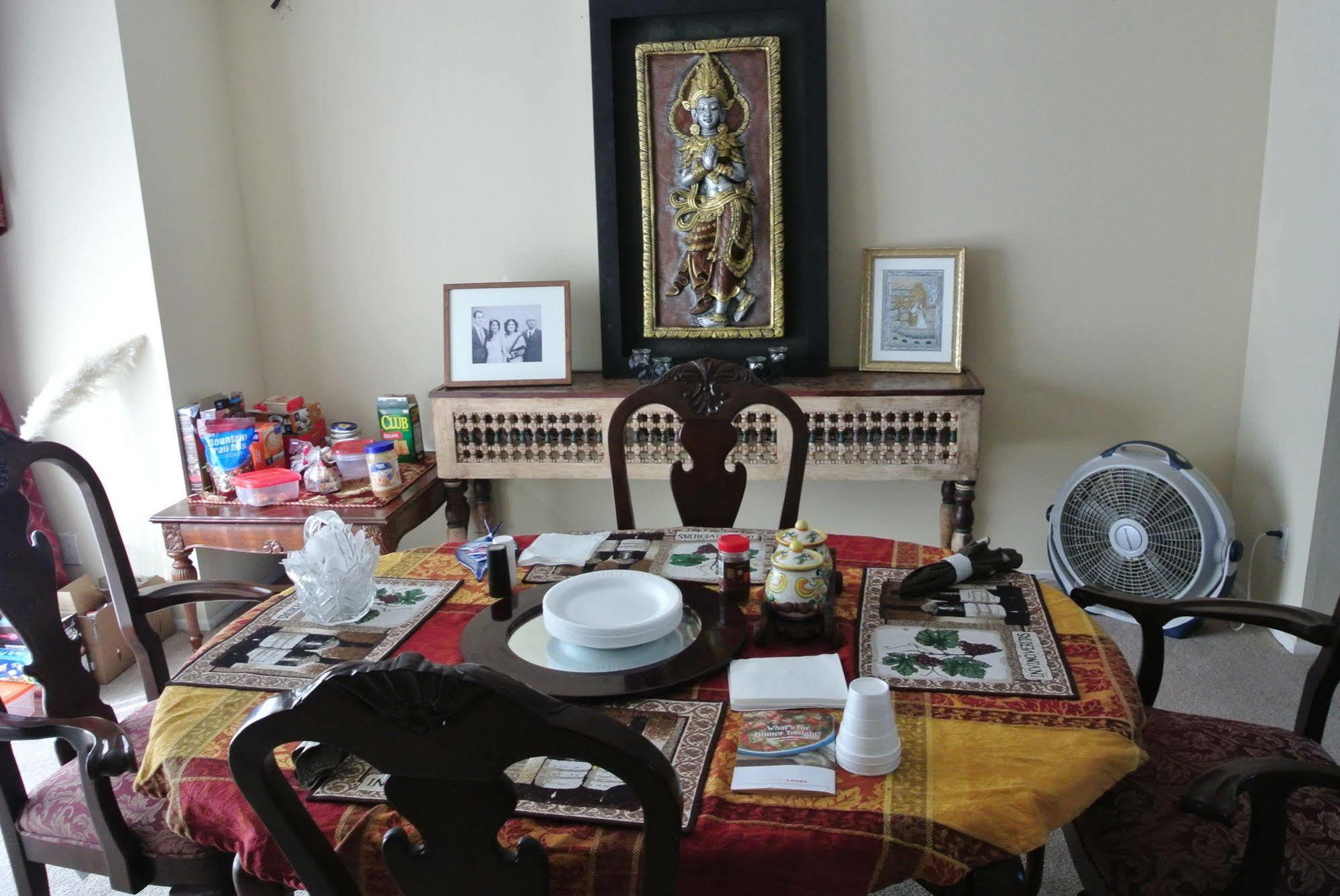 Bed And Breakfast In Hollywood Hills Лос-Анджелес Екстер'єр фото