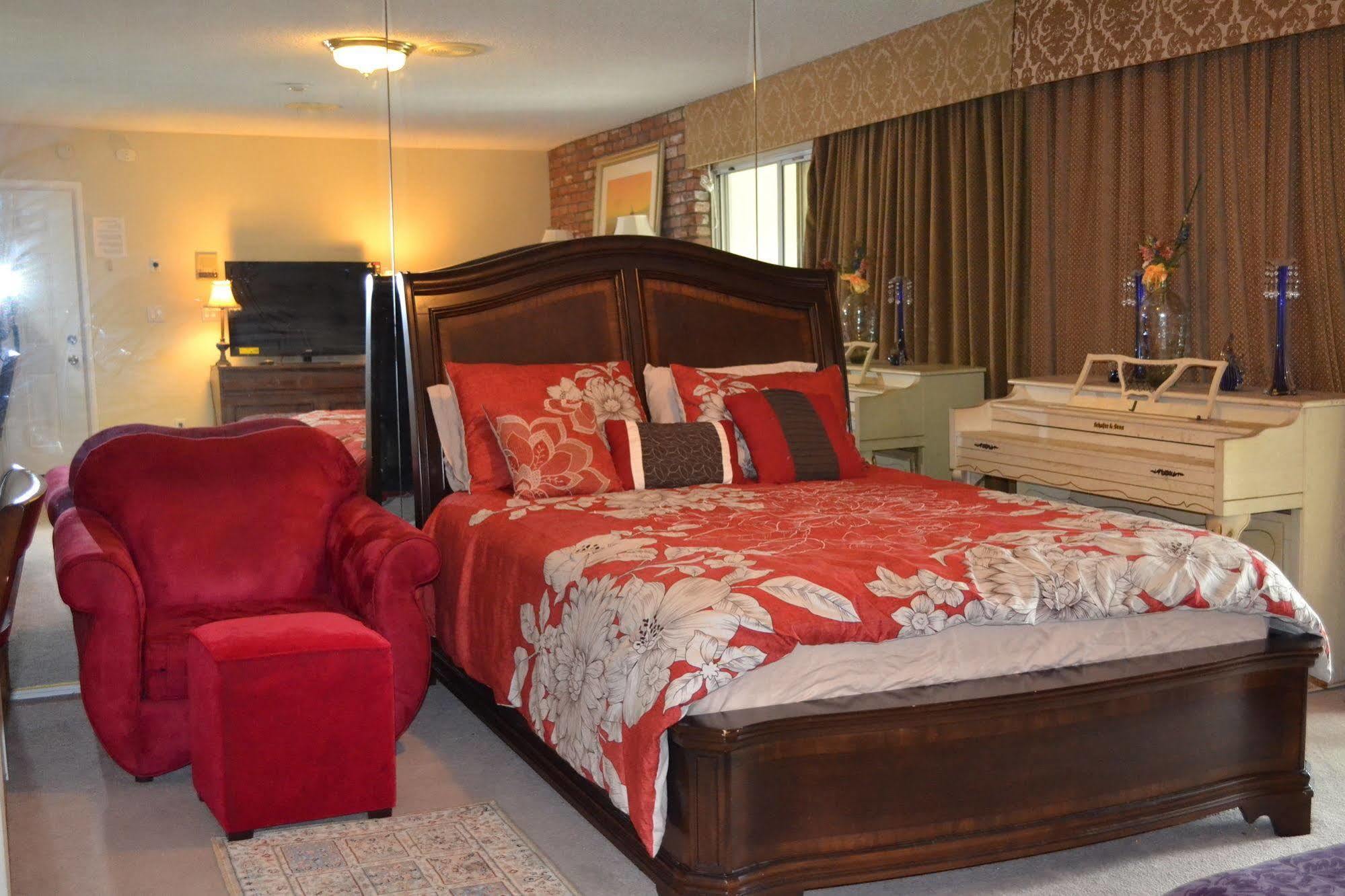 Bed And Breakfast In Hollywood Hills Лос-Анджелес Екстер'єр фото